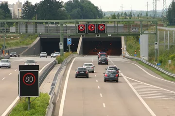 Cercles muraux Tunnel Tunnel autoroutier près de Munich
