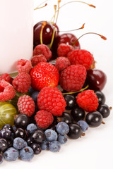 different kinds of berries