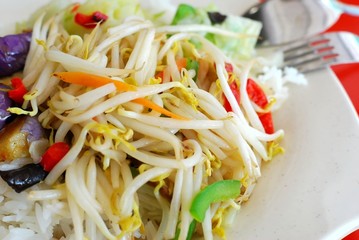 Colorful bean sprouts with rice