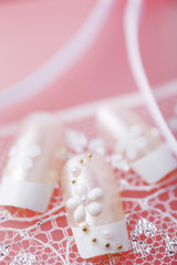 フレンチネイルとレース素材