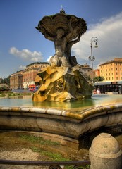 Fontana dei Tritoni, Roma
