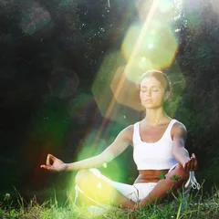 Rolgordijnen lotus yoga sunrise © yellowj