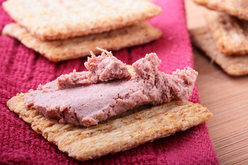 Wheat crackers with meat paste