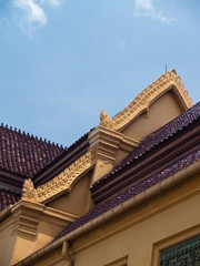 Fototapeta na wymiar Roof of Thawon Watthu Buding