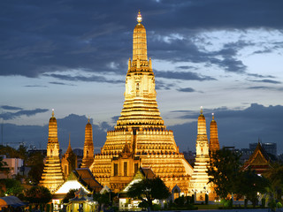 Temple Wat Arun au crépuscule