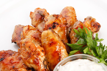 Chicken wings with sauce