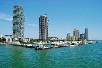 Fototapeta na wymiar Condo Towers and the Miami Beach Marina