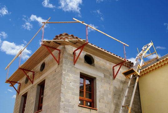 Echafaudage  et monte-charge