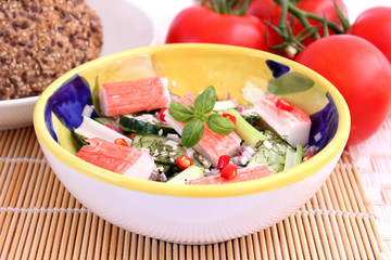 Gurkensalat mit Surimi