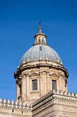 Fototapeta na wymiar cathedral of Palermo 2