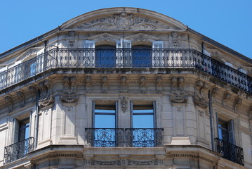façade de caractere