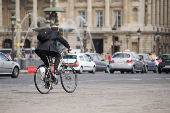 Fototapeta cycliste, place de la Concorde, Paris
