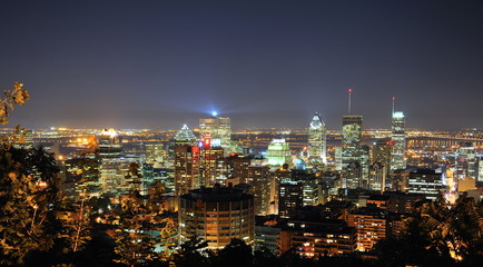 Montréal city.