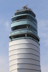 H&ouml;chster Flugsicherungstower in Europa (109 m)