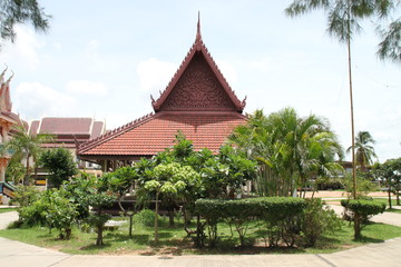 Wat Ban Lan, Ban phai, Khon Khan