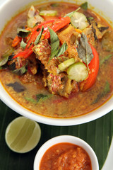 head snapper fish soup asian food