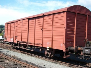 alter Güterwagen