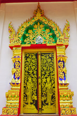 Fototapeta na wymiar Thai style temple door