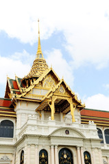 Fototapeta na wymiar Golden palace