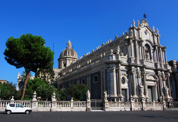 Fototapeta na wymiar Catania katedra, na Sycylii