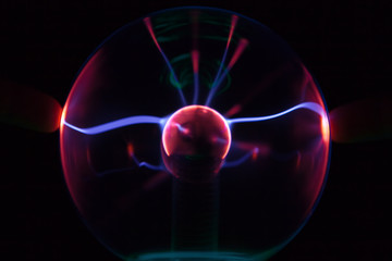 tesla lightning from plasma ball - 24751174