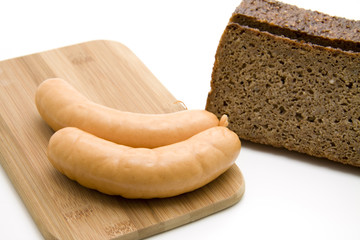 Vollkornbrot mit Bockwurst