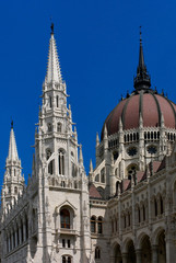 detail du parlement a budapest