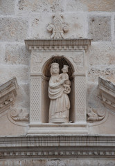 Fototapeta na wymiar Virgin Mary & Baby Jesus