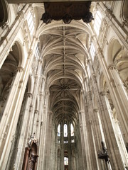 Iglesia gotica de San Eustache en Paris