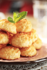 Coconut macaroons