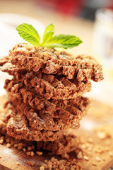 Wholegrain nutty cookies
