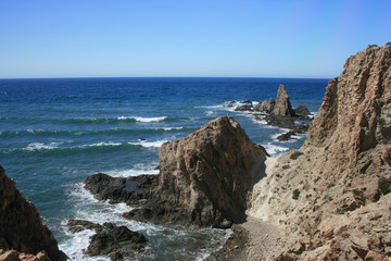 Fototapeta na wymiar Almería. Arrecife de las Sirenas