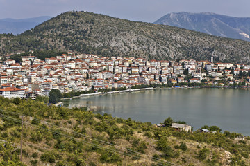 Naklejka premium Kastoria traditional city by the lake at Greece