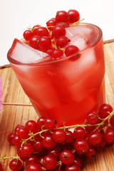 johannisbeersaft cocktail