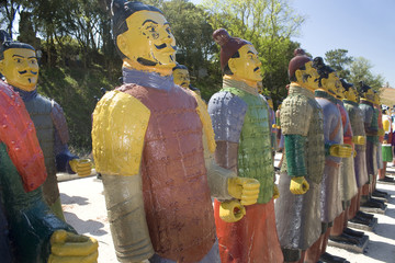 one chinese army represented by clay statues