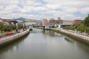 Fototapeta na wymiar Ria de Bilbao