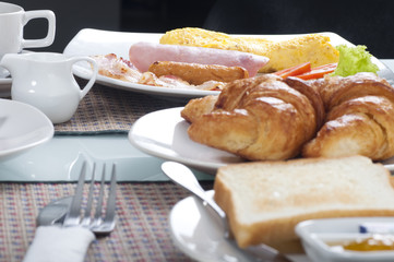 continental breakfast