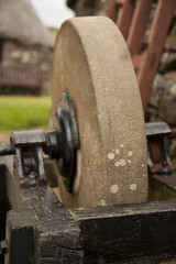 Abrasive wheel - grinder
