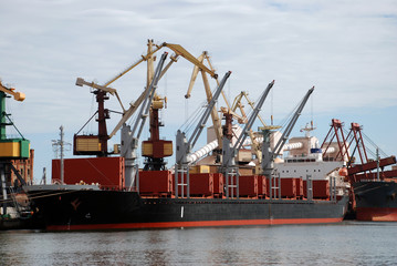 Fototapeta premium Container ship