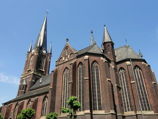 Obraz premium Kaholische Pfarrkirche St.Peter u. Paul in Kerken-Aldekerk