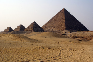 Obraz na płótnie Canvas Four piramids