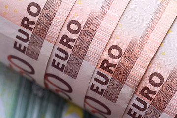 The twisted banknotes on 50 euros.