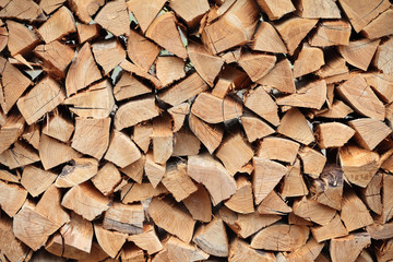 積まれた薪
