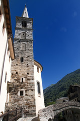 Fototapeta na wymiar Borgo di Fontainemore