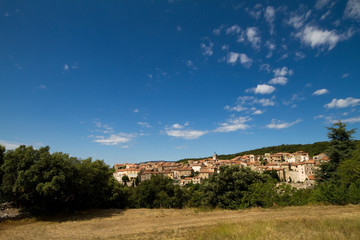 Fototapeta na wymiar Village provencale