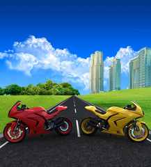 moto concept rouge et jaune sur route