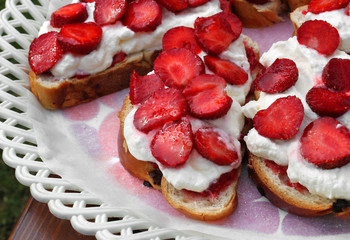 Strawberry cakes