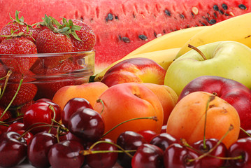 Composition with fruits