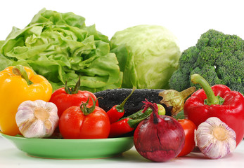 Composition with raw vegetables