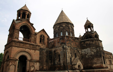 Fototapeta na wymiar View of St Eczmiadzynu w Armenii